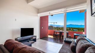 Equipped 3BR House - Pool - Gym - 5 min to Beach - 7