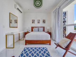 Great Design 1BR Condo - Rooftop pool - 8