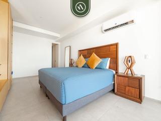 Oceanview 1 BR Condo - Private Beach - Pools - 1