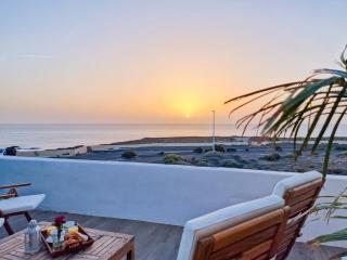 Seaside Home Jacuzzi Pool Free Surf Airport Pickup - 6