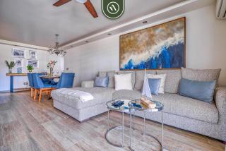 3BR Condo with Private Balcony - Pool - Marina - 1