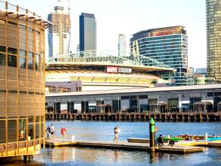 Modern CBD - Southern Cross, Free Tram, Gym, Pool - 5