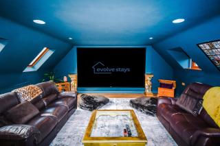 Manby Louth 5BR Home 3Bath Parking WiFi - 2