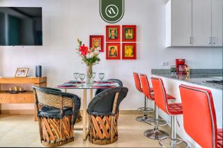 Luxury 2 BR in Romantic Zone - Rooftop Pool - 1
