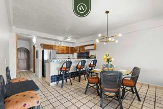 Beachfront Mexican Styled 3 BR Condo in Downtown - 8