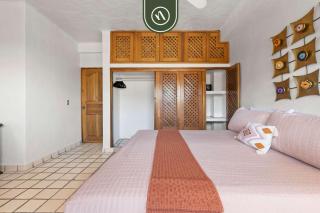 Beachfront Mexican Styled 3 BR Condo in Downtown - 7