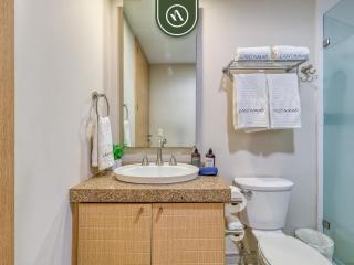 Luxury 4 BR Condo - Private Beachfront Deck with Pool - 7