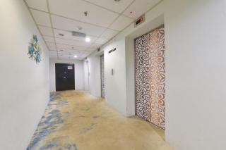 Sunday Near Jonker Street - 1