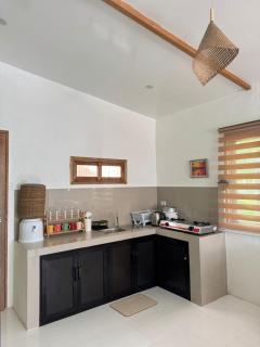 Casa Ilios - a peaceful 2BR home in Poblacion 5, General Luna - 6