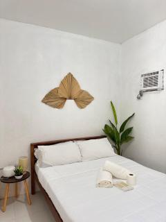 Casa Ilios - a peaceful 2BR home in Poblacion 5, General Luna - 5