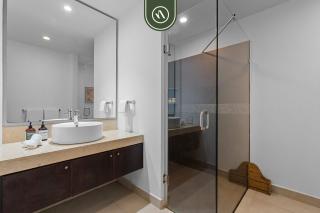 Beautiful 2 BR Condo Amazing Rooftop Pool - Gym - 6