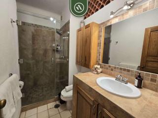 Ocean view 1Br Condo-Balcony-Beach-Pool 406 - 2