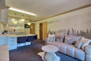 ARC 1950, Appartement 2 chambres 6 personnes, Skis aux pieds, Sauna, Hammam, Jacuzzi, Piscine intérieure et extérieure - 4