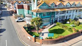 Beach Hotel Torbay B&B - 9