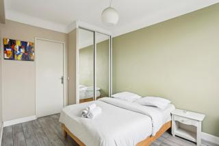 Chic and comfortable apart near Paris - 7