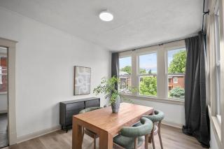 Modern St. Louis 2BR Escape - 8