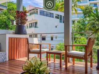 Ecofriendly 2BR Condo - Private Jacuzzi - Rooftop - 7