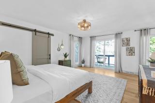 Niblick on Norman w/Heated Pool & Optional Boat Rental - 4