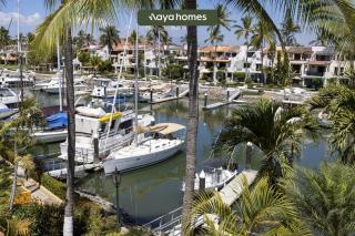 Cozy 3BR House - Front of Marina- Pool - 7