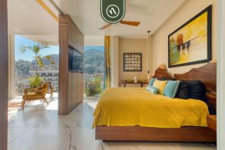 Amazing Condo with Rooftop Pool - Private Balcony - 9