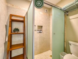 Oceanview 4 BR Condo - Pool - Beach - Terrace - 7