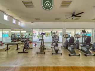Oceanview 4 BR Condo - Pool - Beach - Terrace - 6