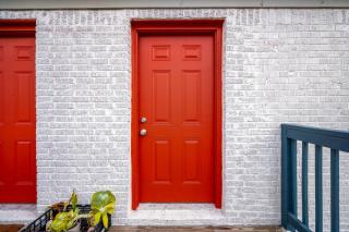 Spacious Apartment with Gated Parking Near Med Ctr - 6