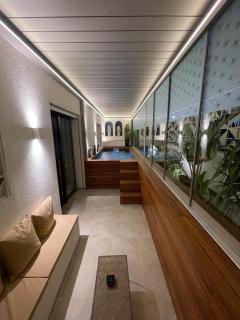 Charming apartment with private heated pool - 1