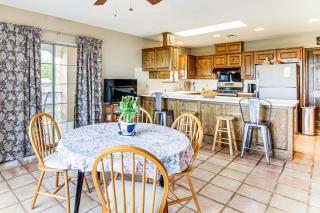 Hiking Nearby! Mountain-View Home Outside ABQ - 8