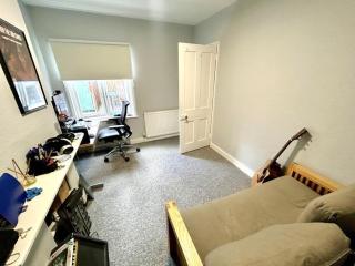 Townhouse with Parking - 5