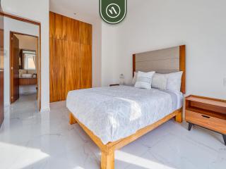 New 1BR Condo in Versalles with Rooftop Pool - 4
