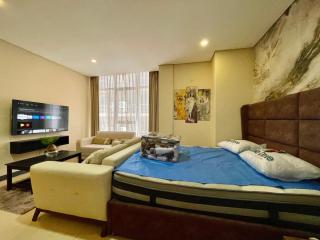Breathtaking City Views , Spacious Studio - 6