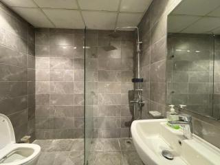 Breathtaking City Views , Spacious Studio - 1