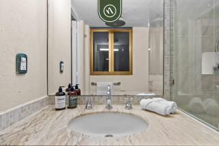 Oceanfront 2 BR Condo with Spectacular View - Pool - 2