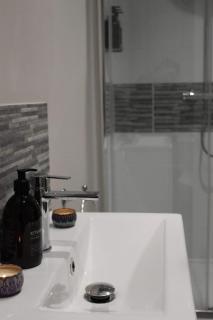 Tranquil Countryside Escape in Rural Kent - 5