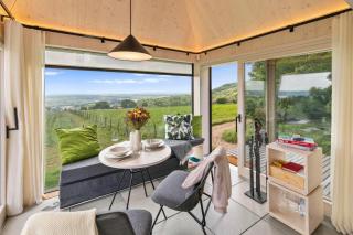 Vineyards Cabin House by the Devin Castle - Scenic Private Retreat - 4