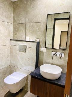 The Sapphire Hotel - 6