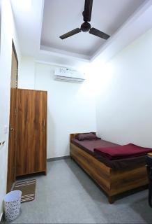 FlexiBay-Girls Hostel North Delhi - 8