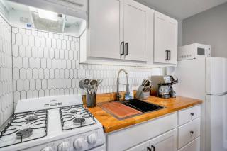 Charming, Fully-Equipped Studio With Gated Parking - 7