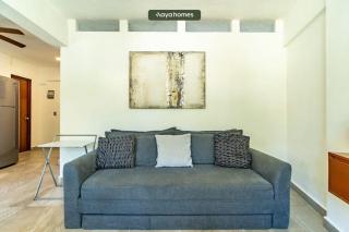 Beachfront 2BR Condo - Pool - Blue Flag Beach - 2
