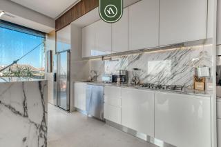 Amazing 1 BR Condo with Rooftop Pool - Gym - King - 4