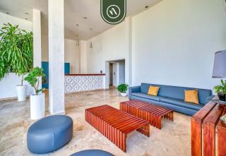 Corner 2 BR Condo - Spectacular Oceanview Sunsets - 9