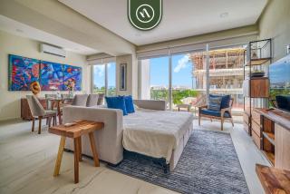 New 2 BR Condo One Street From Beach - Pool - Gym - 6