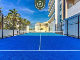 New 2 BR Condo One Street From Beach - Pool - Gym - 2