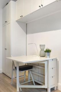 GuestReady - Charming Brook Green Studio - 1