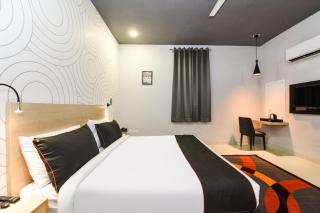 Hotel O THE FRONT DOORS - 2