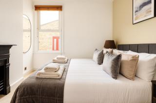 2 Bed Garden Flat in Balham - 9