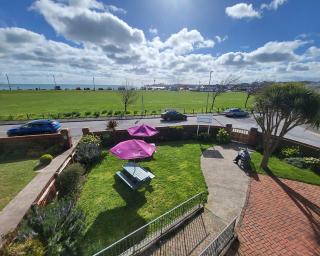 Beach Hotel Torbay B&B - 7