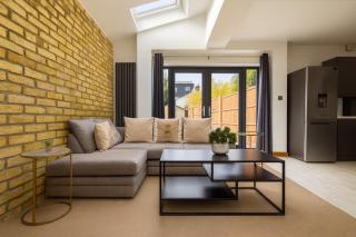 2 Bed Garden Flat in Balham - 4