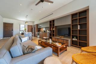 Capitalia Oceanview Escape with Gym at the Marina - 6